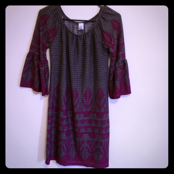 R. ROUGE long ruffled sleeve Aztec design dress. - Picture 1 of 4